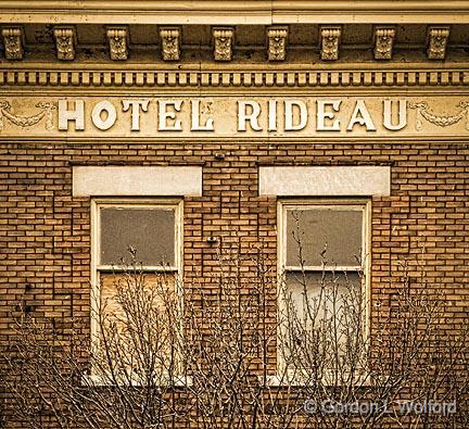 Hotel Rideau_DSCF3539.jpg - Photographed at Smiths Falls, Ontario, Canada.
